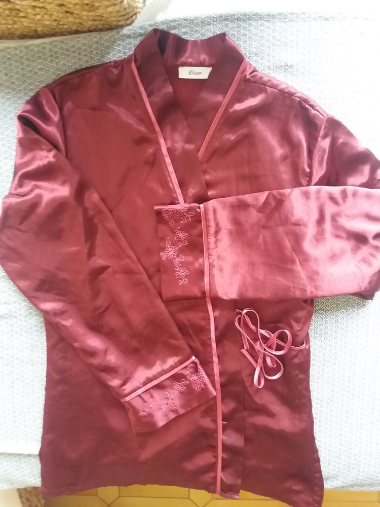 Achetez peignoir satin occasion, annonce vente ?� Pr?�failles (44) WB172342023