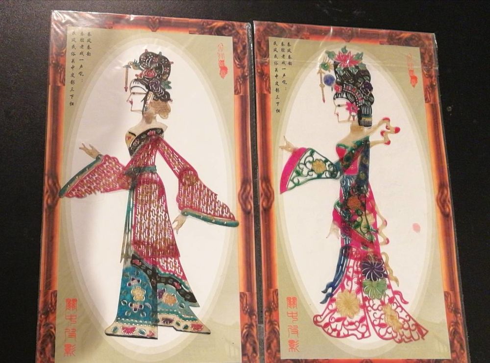 Peinture de marionnettes ombres artisanales 2 Lyon 8 (69)