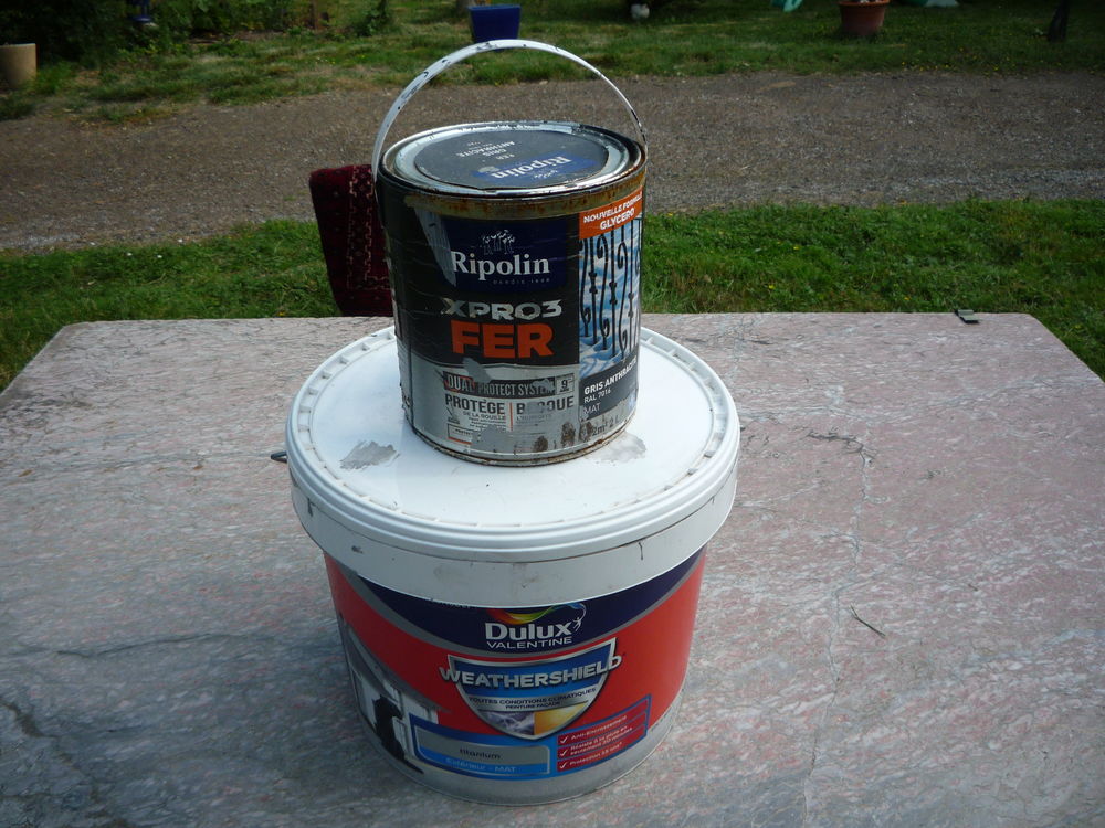 Peinture Ripolin gris anthracite/Dulux Valentine titanium 10 Castres (81)