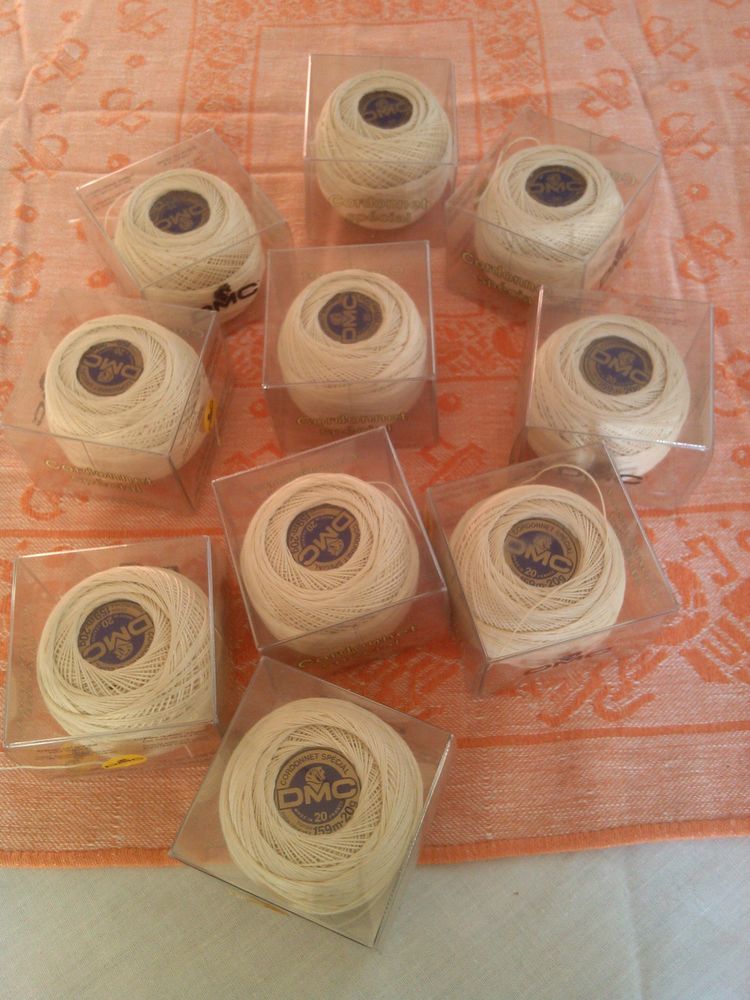 Pelotes de coton DMC Cordonnet Sp�cial Crochet N� 20 / �CRU 22 Saint-Denis (93)