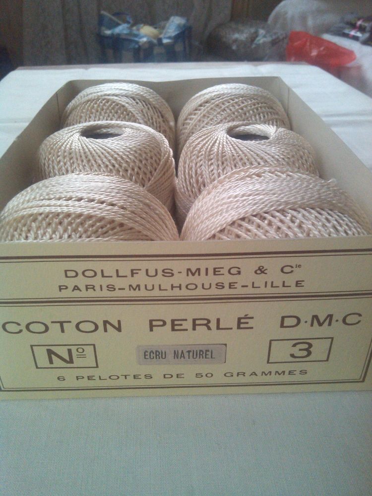 Pelotes de 50g de coton perlé DMC N°3 / ÉCRU naturel 25 Saint-Denis (93)