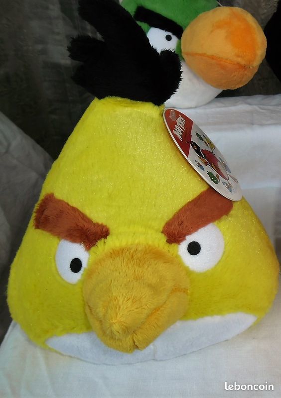 peluche ANGRY BIRD - NEUVE avec �tiquette 5 Angers (49)