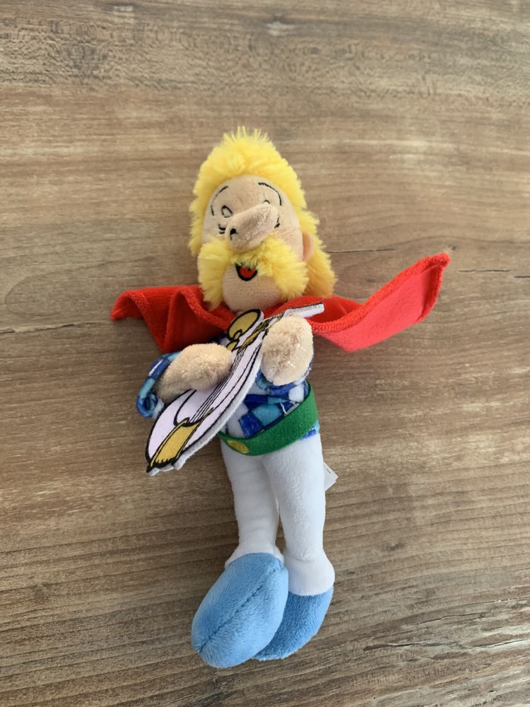 Peluche Ast�rix et Ob�lix    Assurancetourix   5 Saleilles (66)