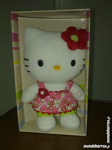 Peluche Hello Kitty NEUVE 10 Ved�ne (84)
