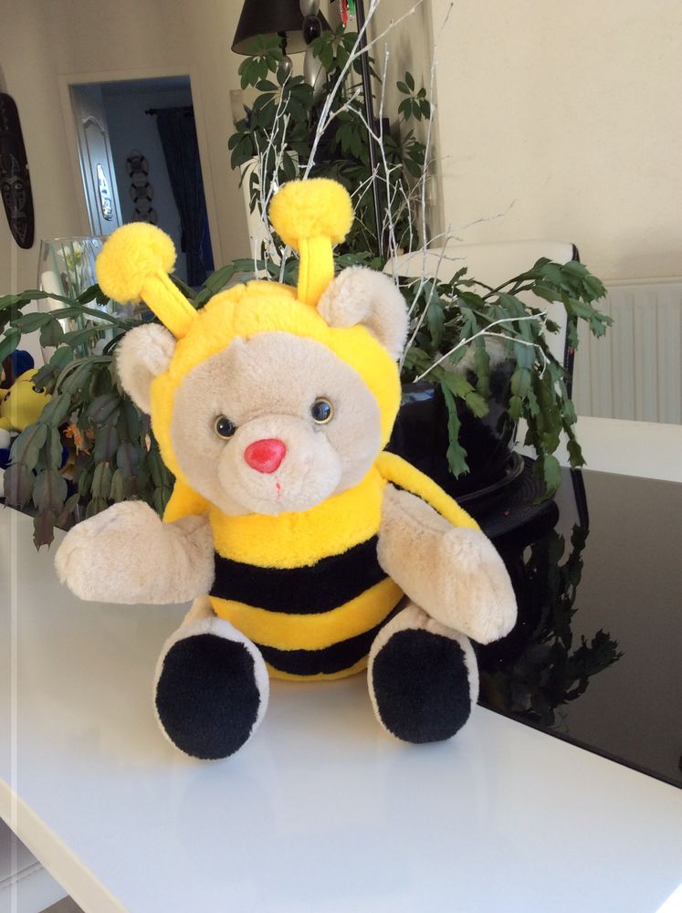 Peluche Maya l'abeille 5 Pontacq (64)