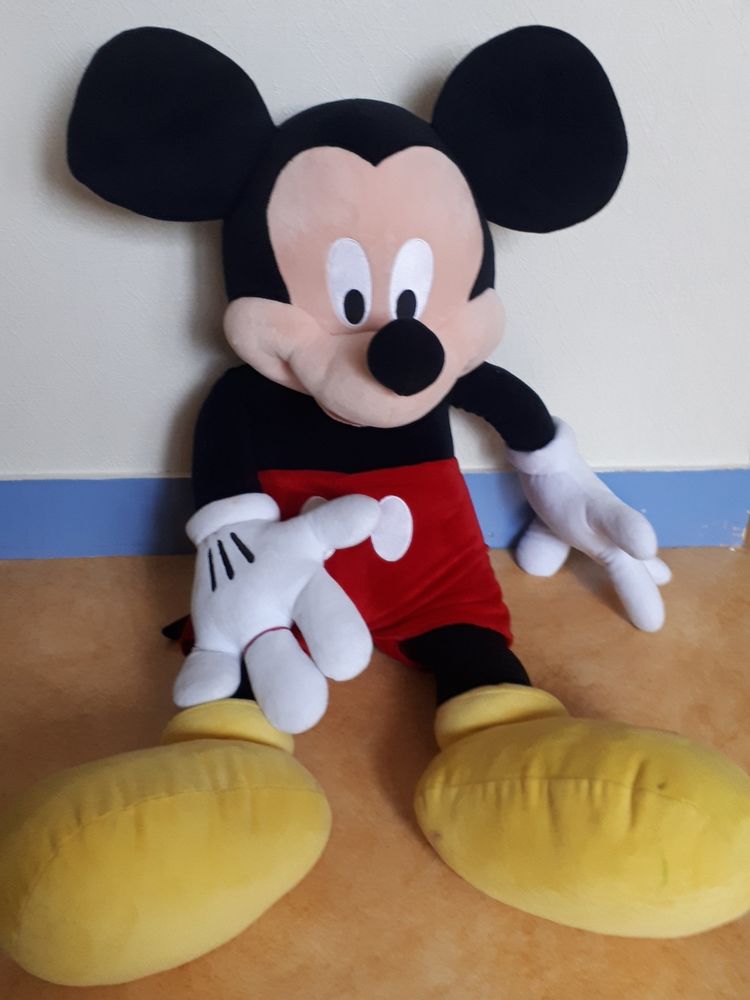 Peluche Mickey 29 La Fr�naye (76)