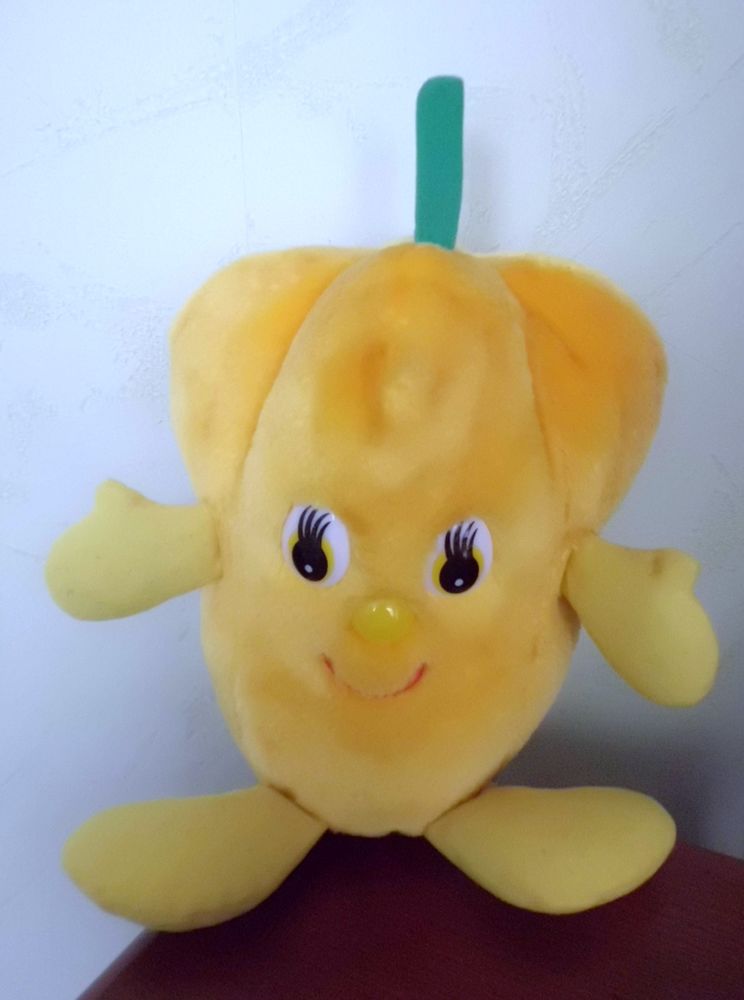 peluche poivron jaune 12 Oignies (62)