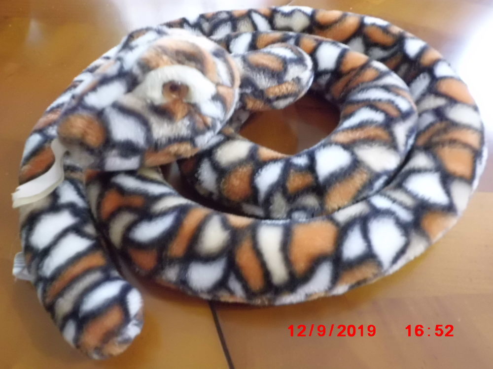 PELUCHE SERPENT 3 COULEURS 19 Oignies (62)