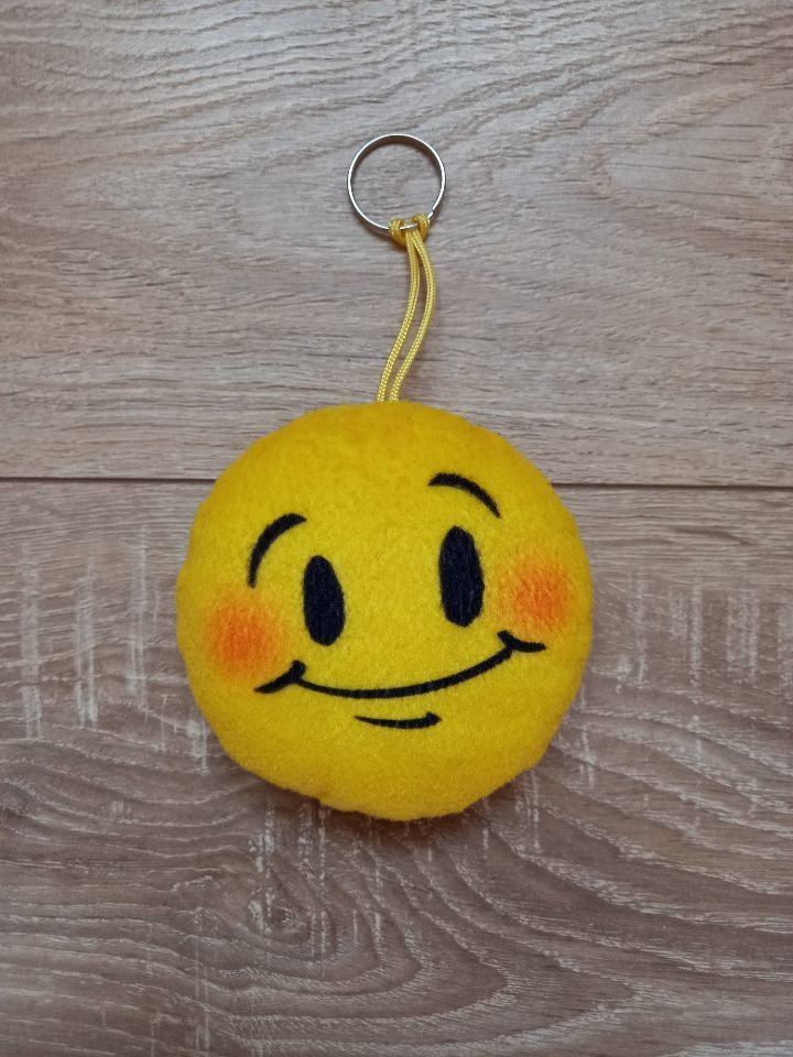 Peluche smiley 1.5 Villiers (86)