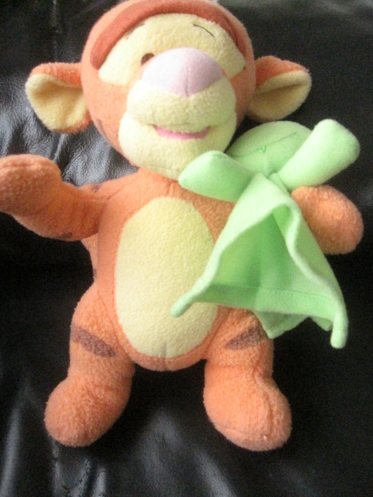 Peluche tigrou avec grenouille doudou 6 Saint-Jean-Pla-de-Corts (66)