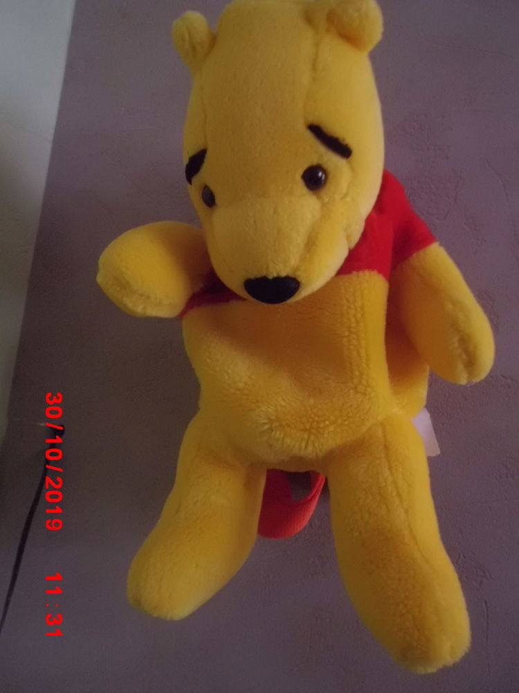 PELUCHE SAC A DOS WINNIE L OURSON 15 Oignies (62)