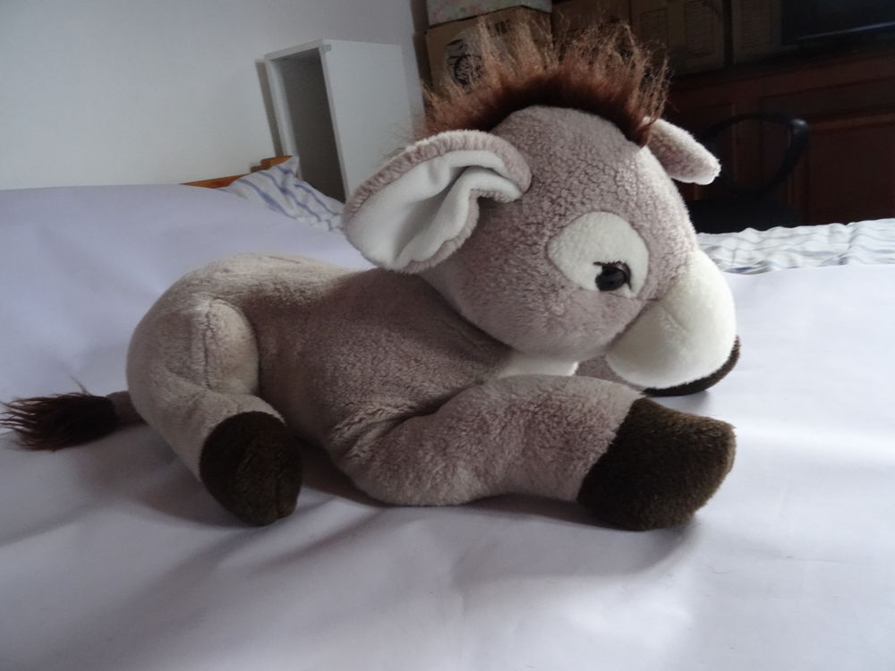 �ne en peluche 10 Saint-Jeoire (74)