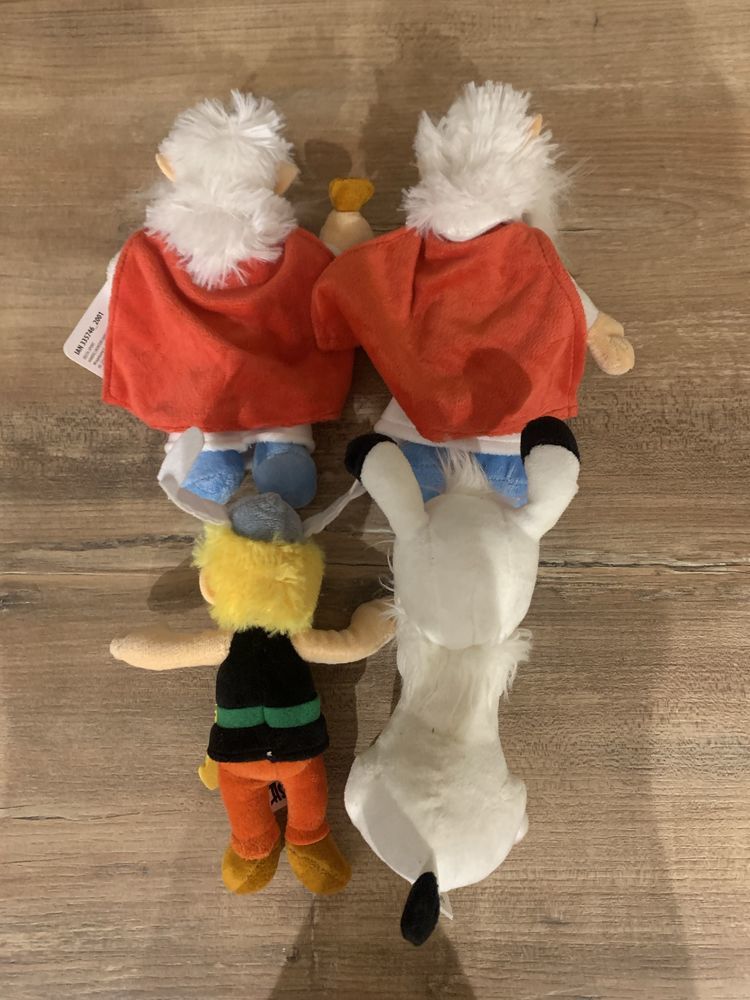 Lot de 4 peluches  \'\'  Ast�rix et Obelix  \'\' 6 Saleilles (66)