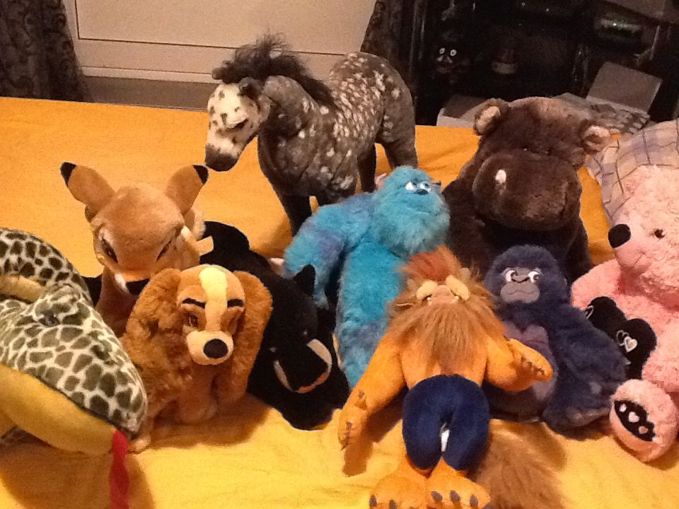 Lot peluches WALT DYSNEY 15 Nanterre (92)