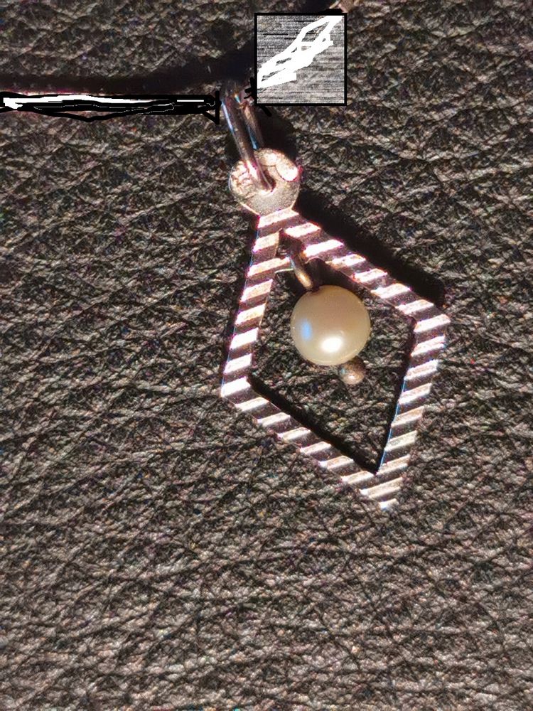 Pendentif or blanc 18 carats et perle 80 Chambly (60)