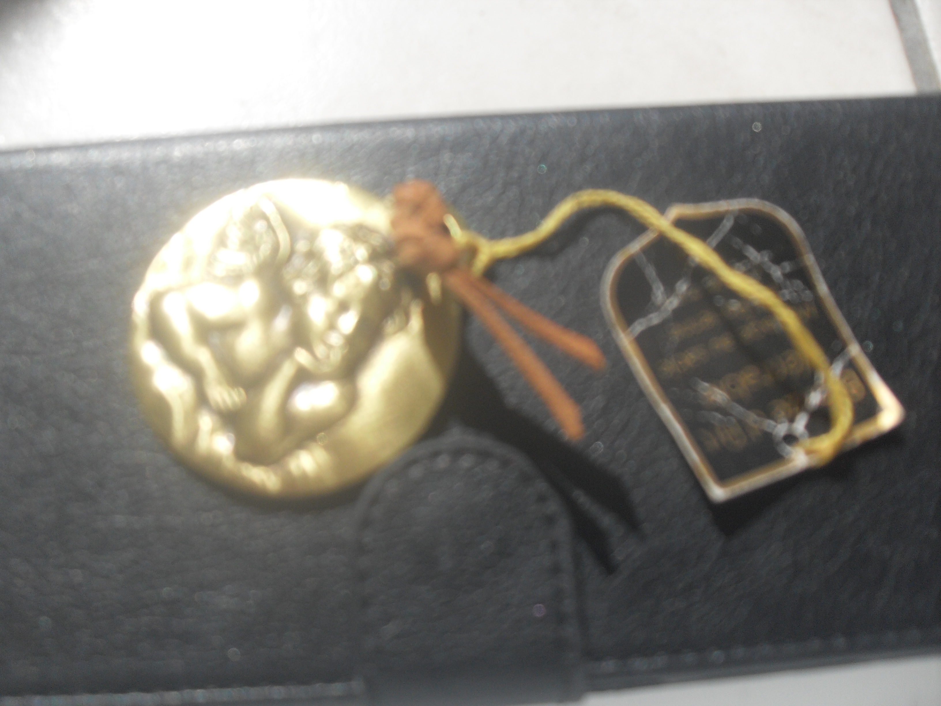 Pendentif en bronze 32 Saint-Germain-au-Mont-d'Or (69)