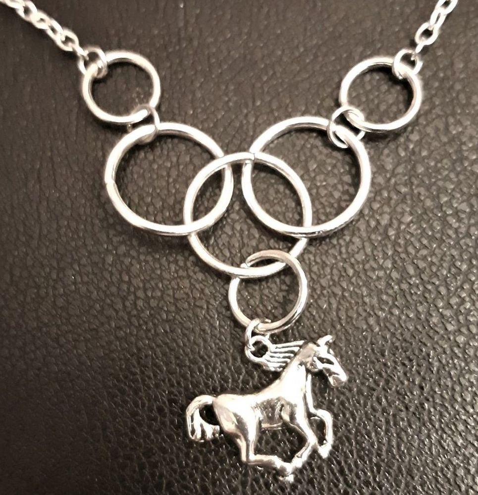 pendentif cheval, anneaux, avec la cha�ne 4 La Seyne-sur-Mer (83)