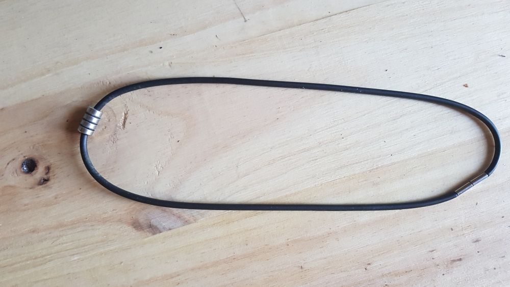 pendentif mixte en titanium 12 Savignac-les-�glises (24)