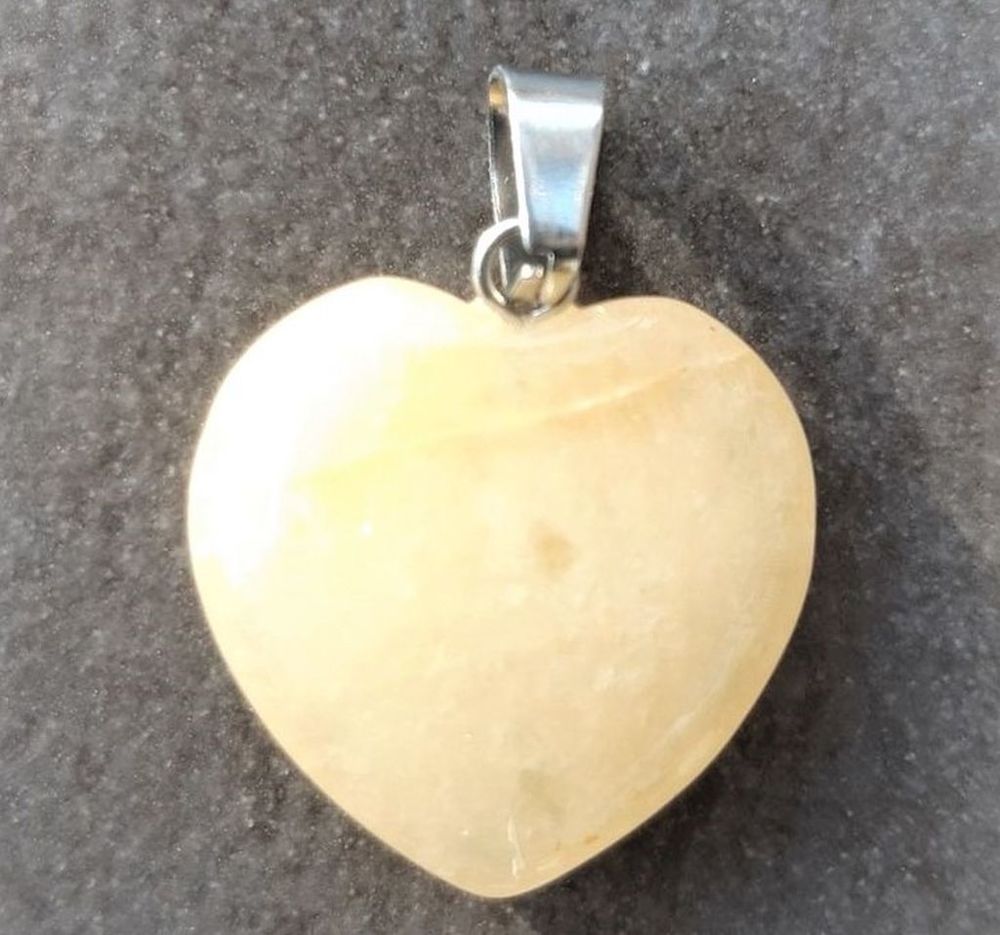 pendentif neuf pierre Calcite miel en forme de coeur 4 La Seyne-sur-Mer (83)