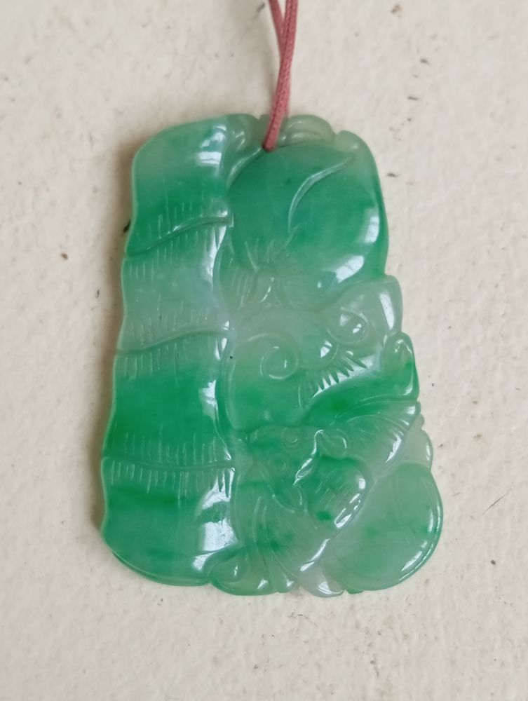 Pendentifs en Jade 200 Chantilly (60)