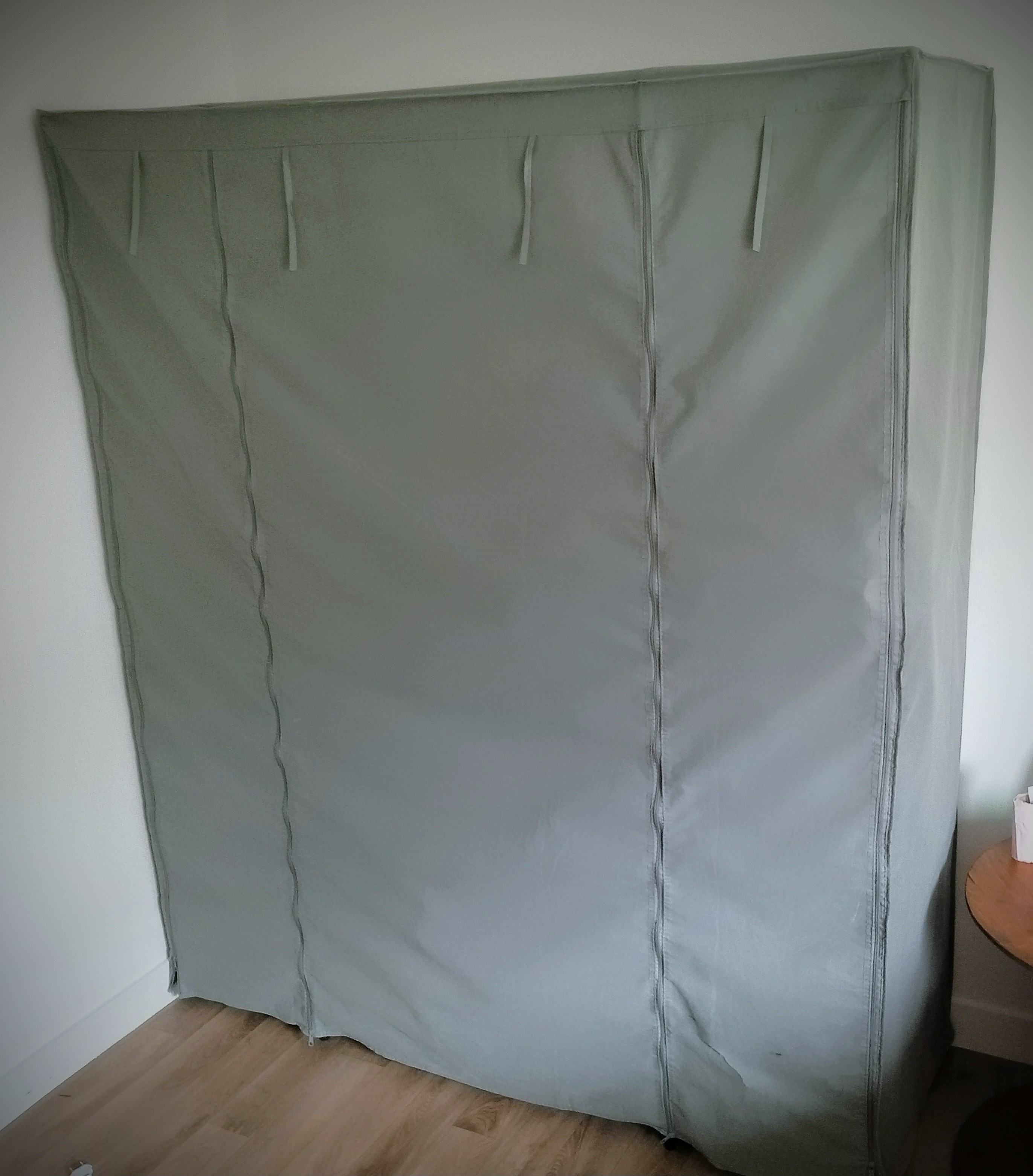 Penderie en kit housse tissu 15 Aix-les-Bains (73)