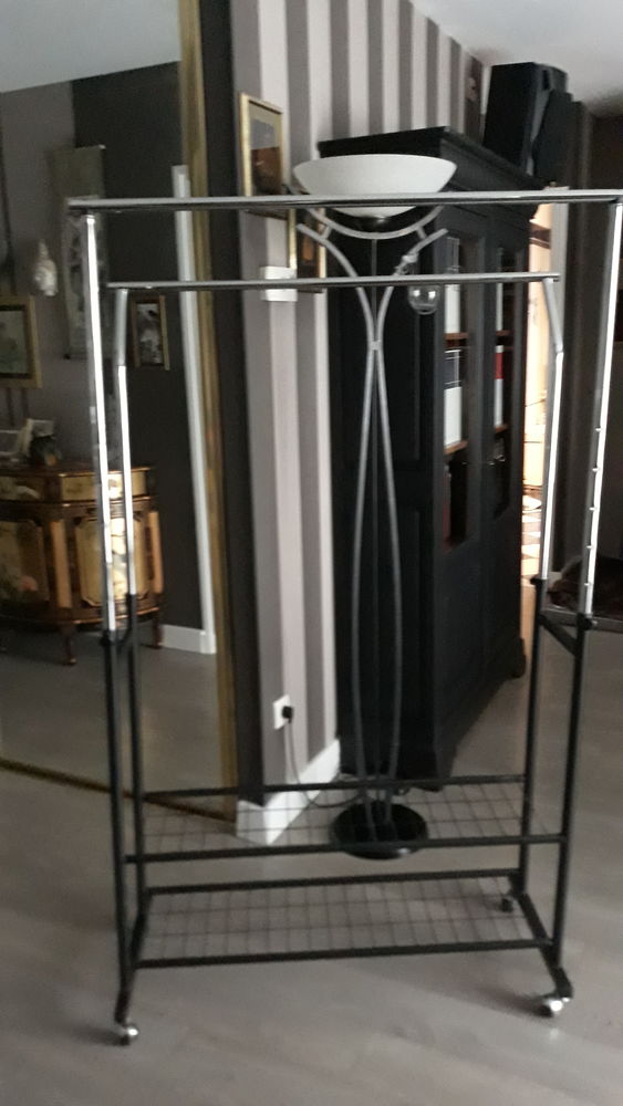 Penderie noire 20 Roclincourt (62)