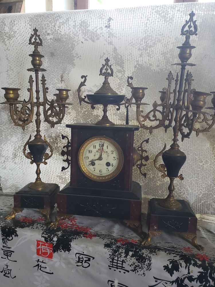 Pendule ancienne style Napol�on 100 Villemandeur (45)