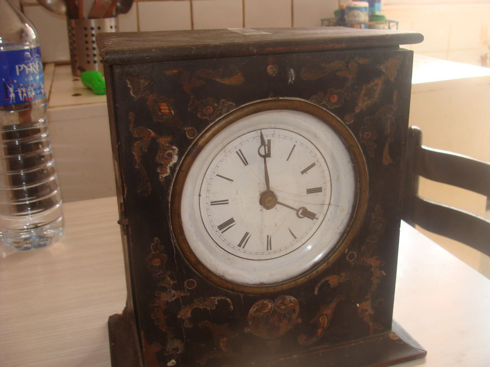 pendule bois 40 Saint-Martin-du-Bois (33)