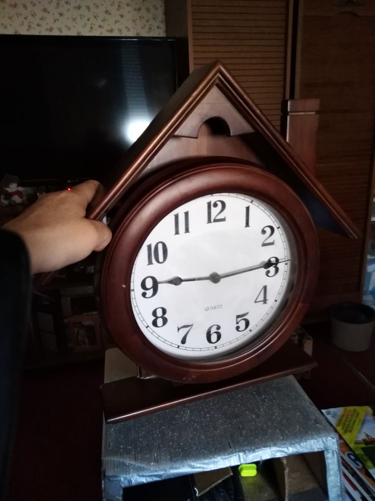 Pendule contour bois 15 Gannat (03)