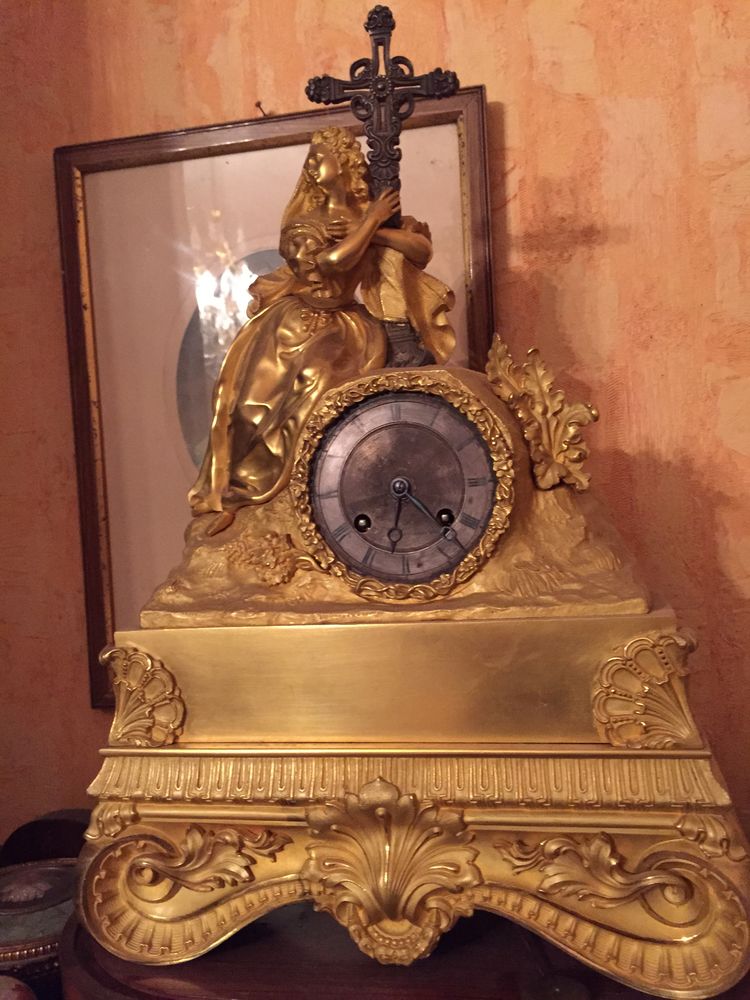 pendule dor�e 0 Saint-Germain-Lespinasse (42)