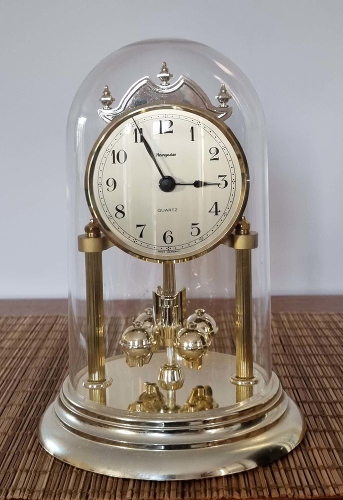 PENDULE 400 JOURS A PILE 25 Courseulles-sur-Mer (14)