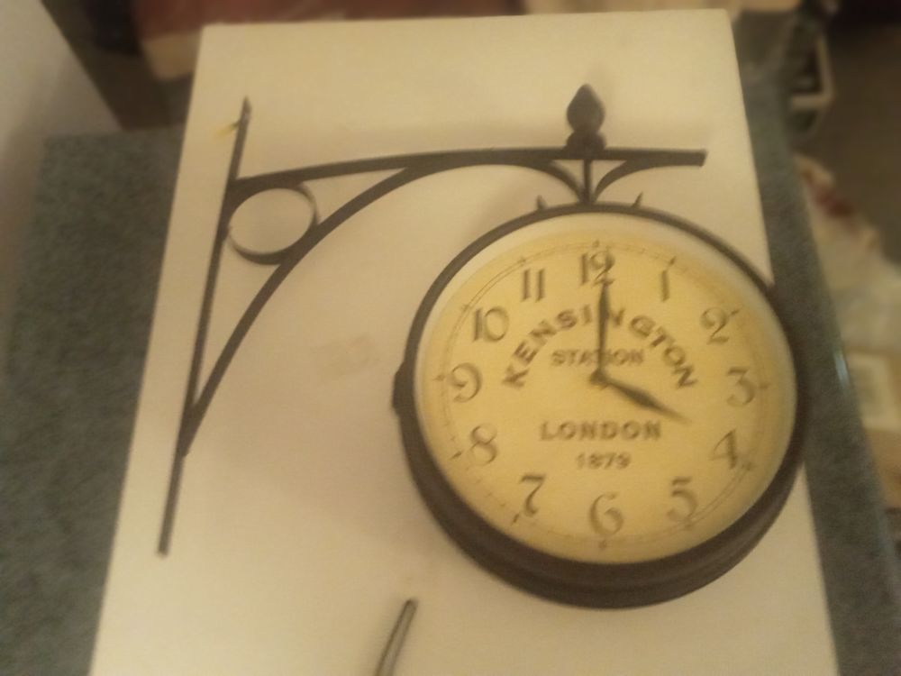 Pendule London 18 Martigues (13)