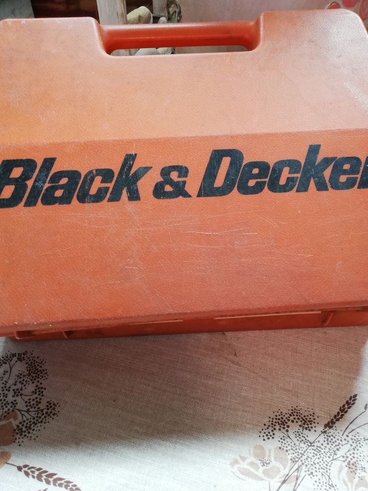 Perceuse black et decker 30 Ch�teauroux (36)