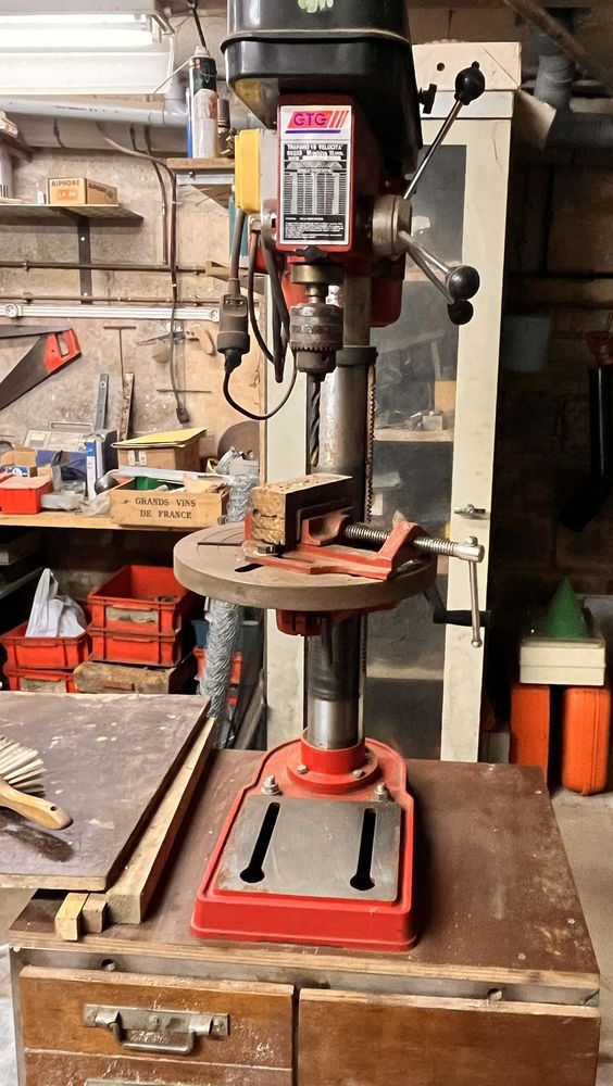 PERCEUSE A COLONNE 300 Amiens (80)