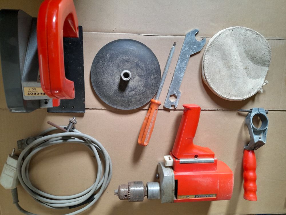 Perceuse �lectrique Peugeot 10 Voreppe (38)