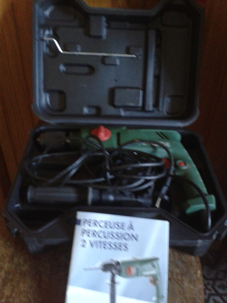 PERCEUSE A PERCUSION PARKSIDE.
NEUF. 20 Fr�vent (62)