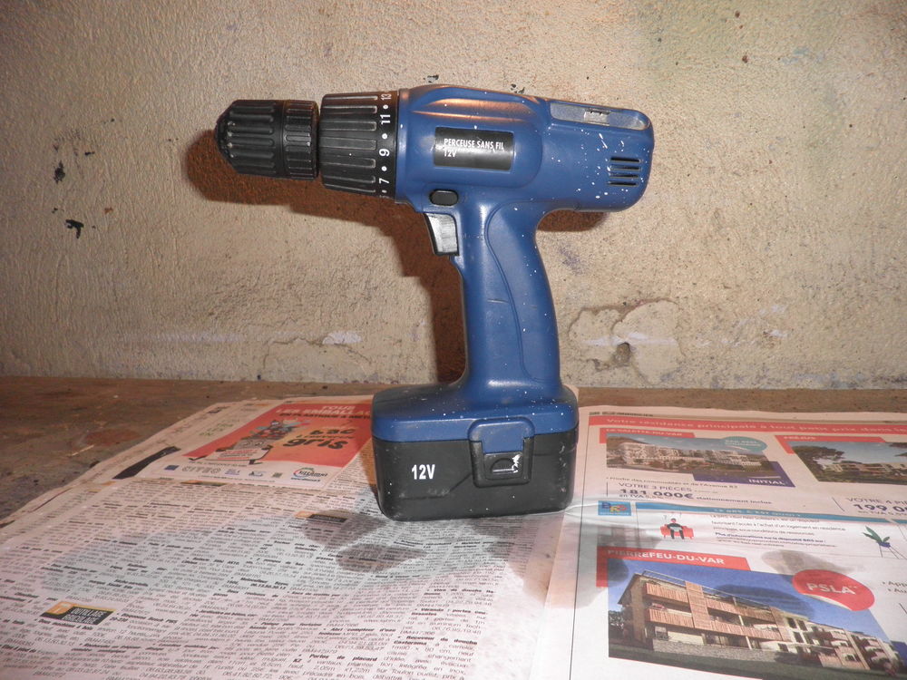 Perceuse,visseuse sans fil. 20 Le Revest-les-Eaux (83)