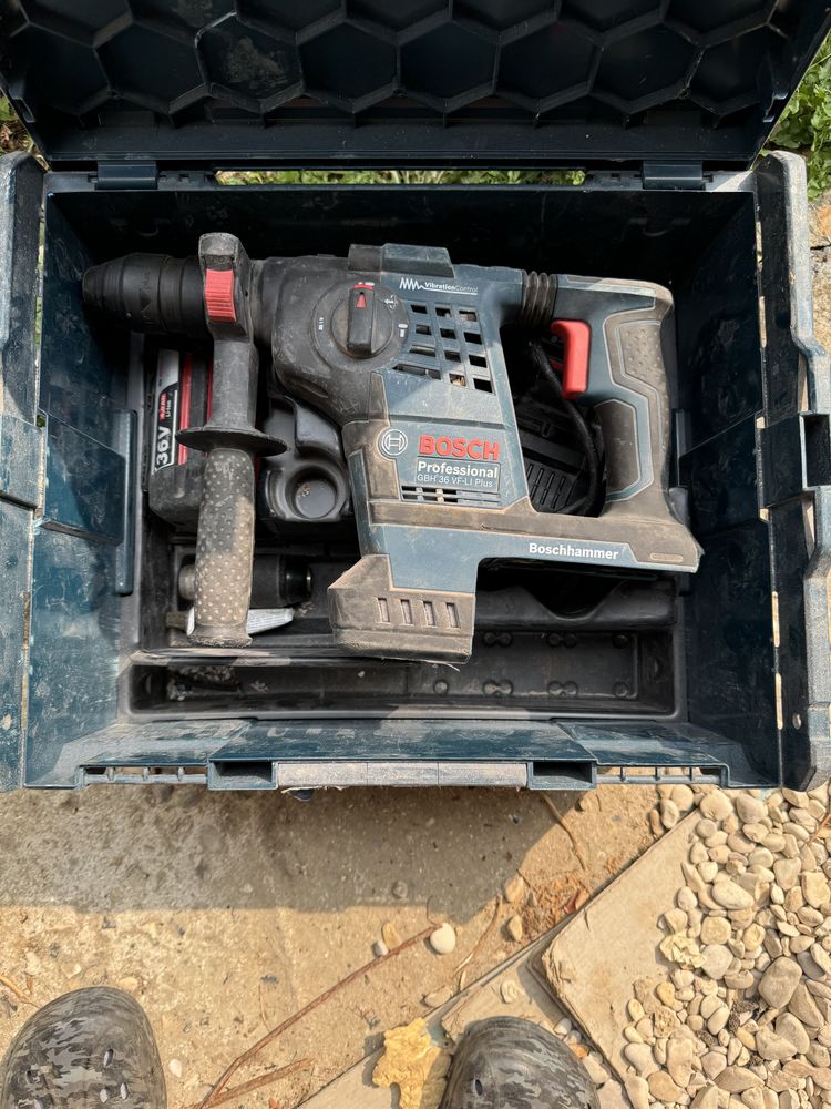 Perforateur � batterie 450 Neuville-Saint-Vaast (62)