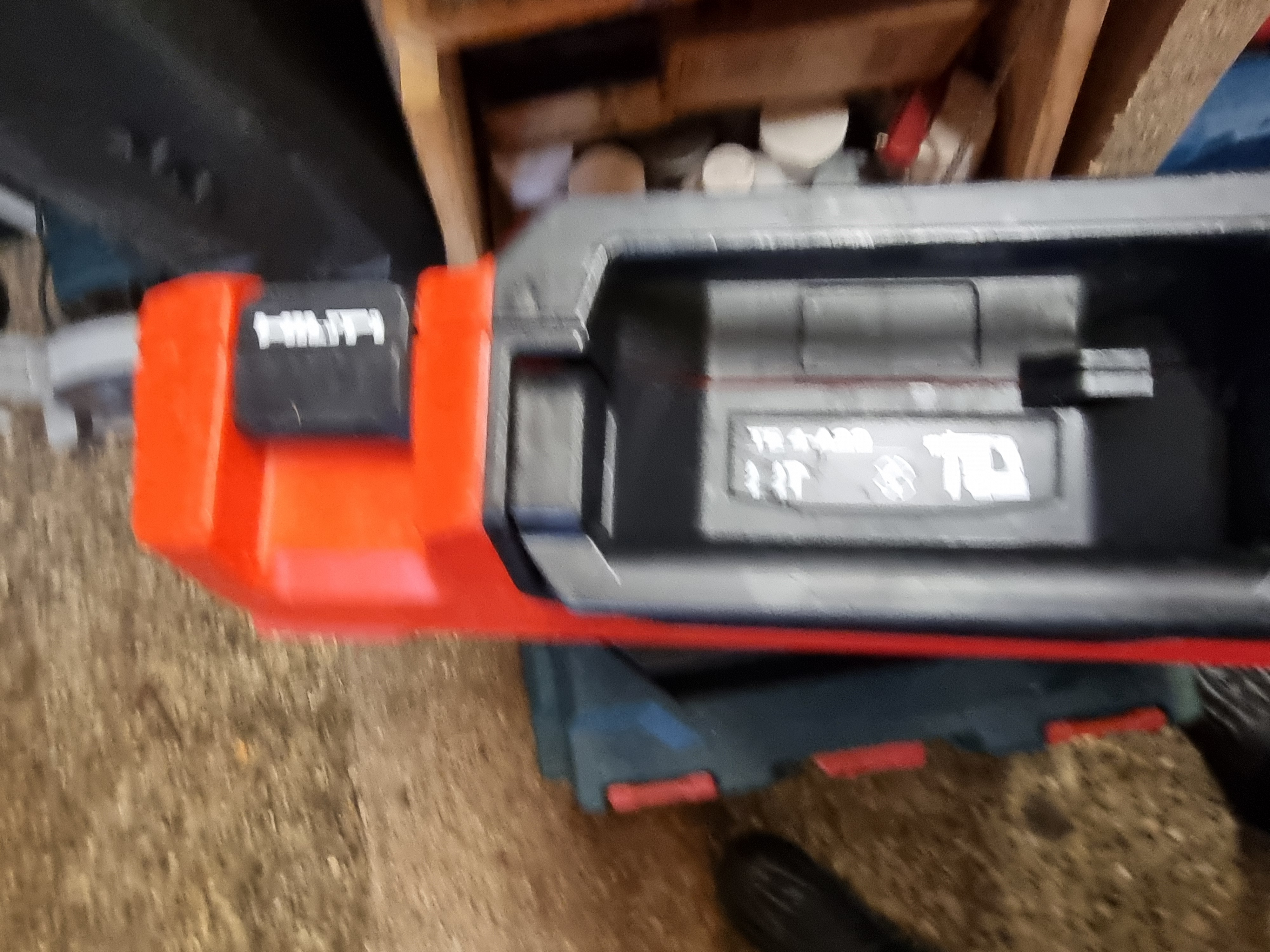 Perforateur hilti te4 a22 400 N�ux-les-Mines (62)