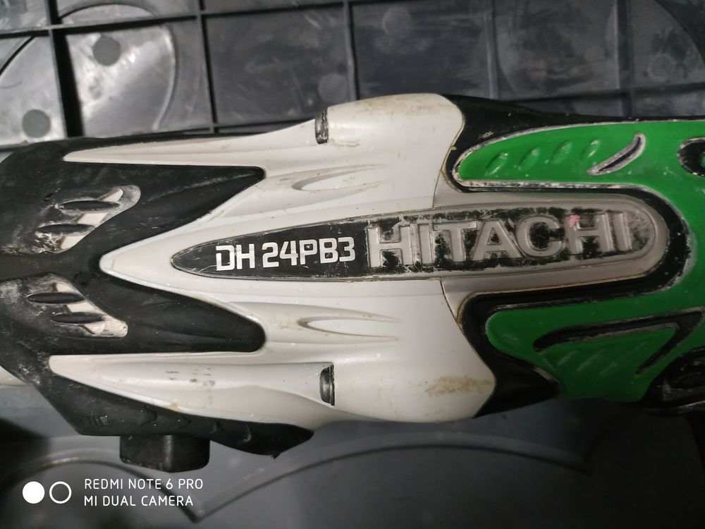 Perforateur HITACHI 
98 Noisy-le-Grand (93)