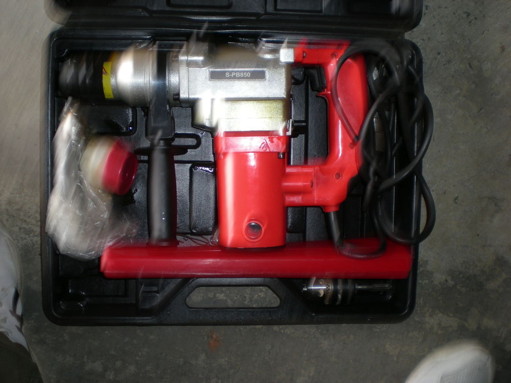 Perforateur 50 Gradignan (33)