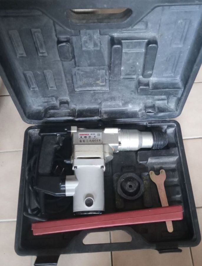 Perforatrice 20 Laval (53)