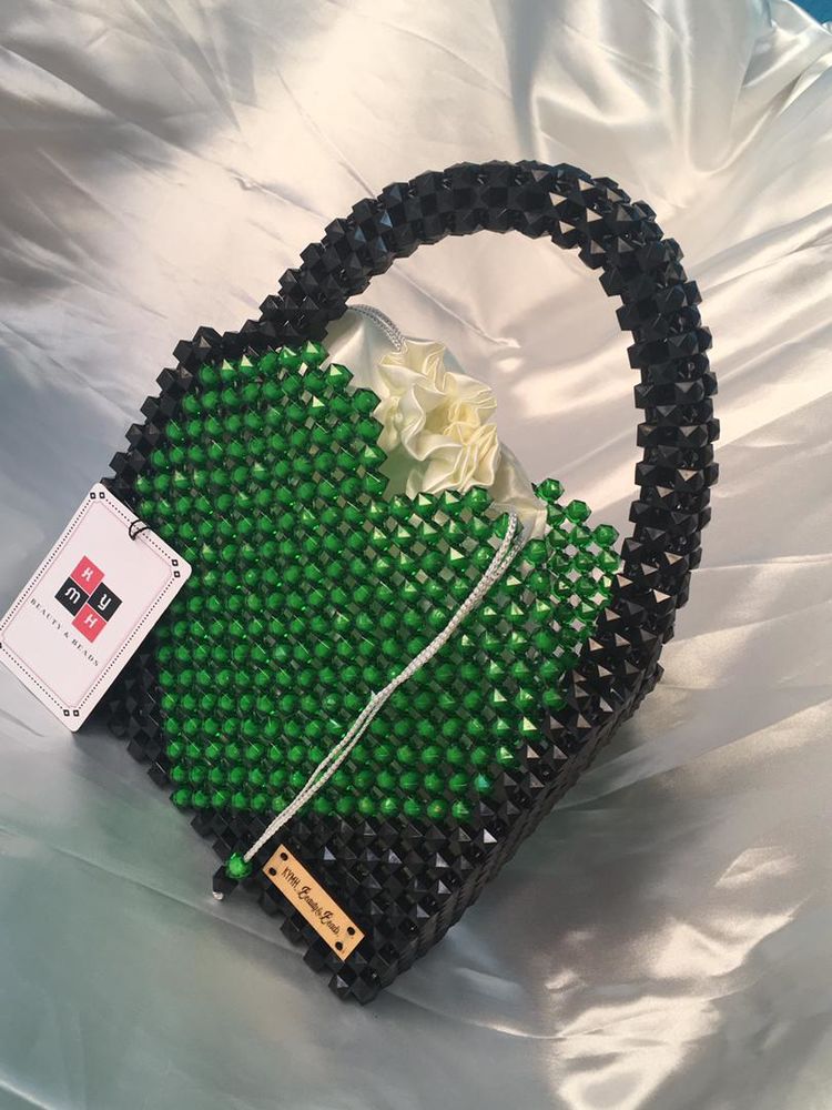 sac+en+perle+fait+� +la+main 60 Mantes-la-Ville (78)