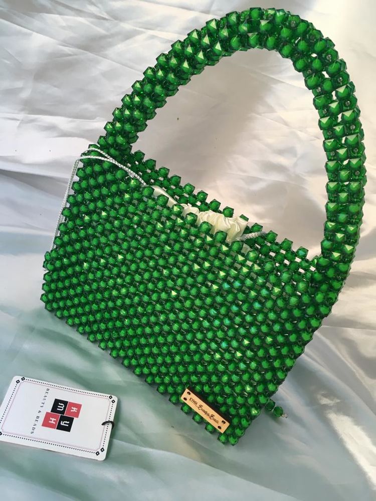 Sac en perle fait � la main 80 Mantes-la-Ville (78)