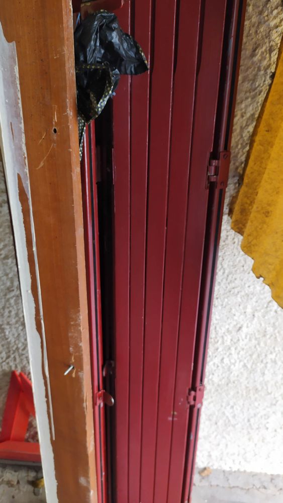 Persiennes bois avec tap�es 30 L�r� (18)