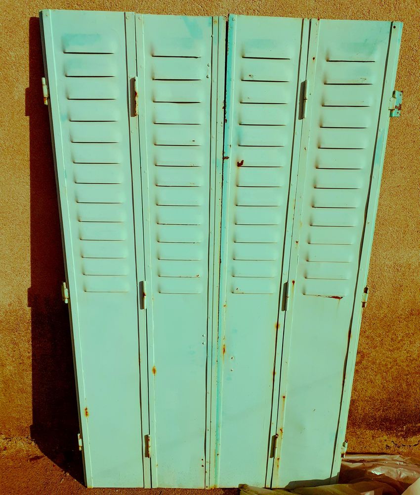 Persiennes m�talliques 4 vantaux 40 Chabreloche (63)