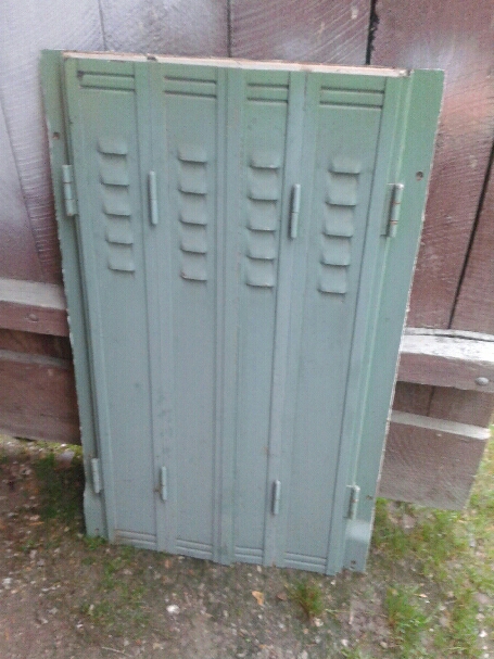 PERSIENNES 30 Aubigny-sur-N�re (18)