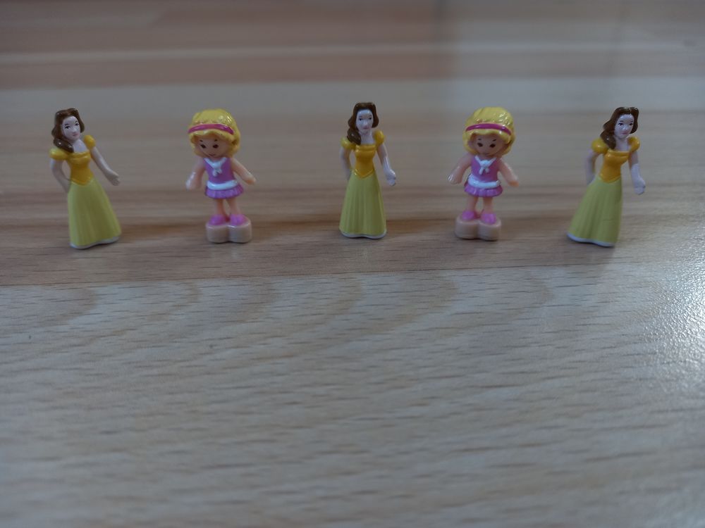 Lot personnages aimant�s polly pocket
8 Fontenay-sous-Bois (94)