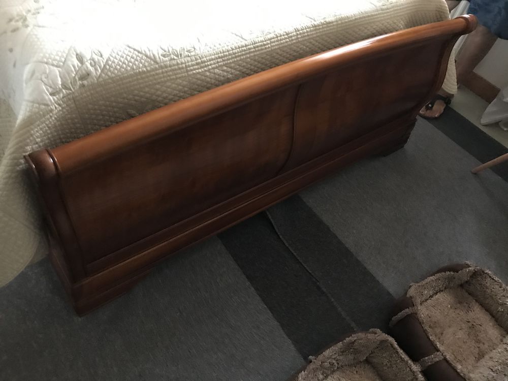 Lit 2 personnes (�lectrique) 1000 Saint-Martin-du-Tertre (89)