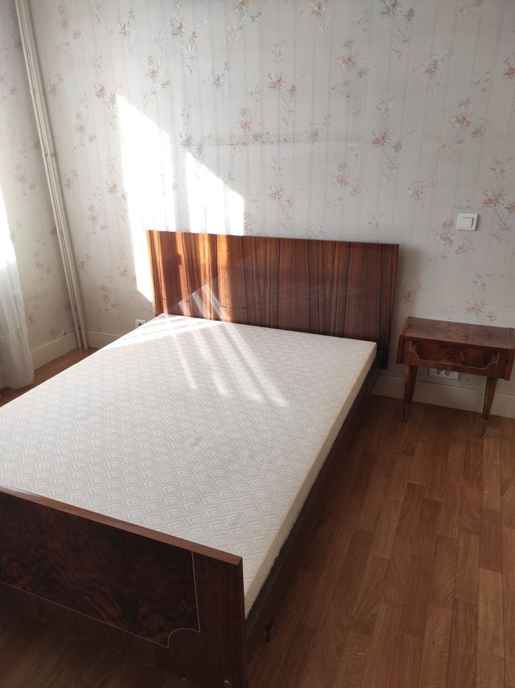 Lit 2 personnes   sommier 30 Chamb�ry (73)